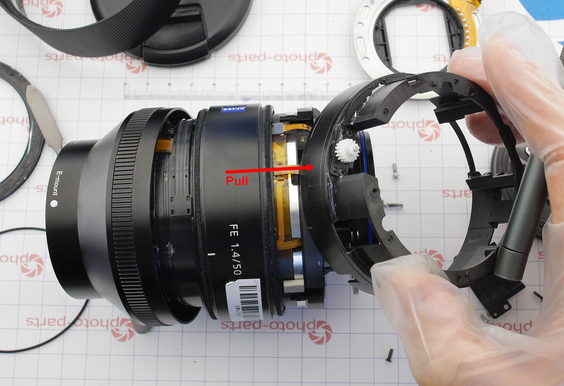 Розбирання і ремонт Sony FE Planar T* 50mm F1.4 ZA